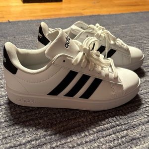 Brand New NWOT - Adidas Grand Court size 6 - love them, just too small :(